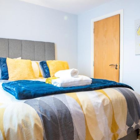Newly Furnished Appartment Near Train Station Γούλβερχαμπτον Εξωτερικό φωτογραφία